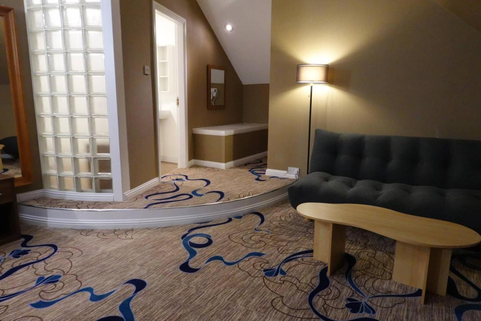 Kelpies Hotel פלקירק מראה חיצוני תמונה